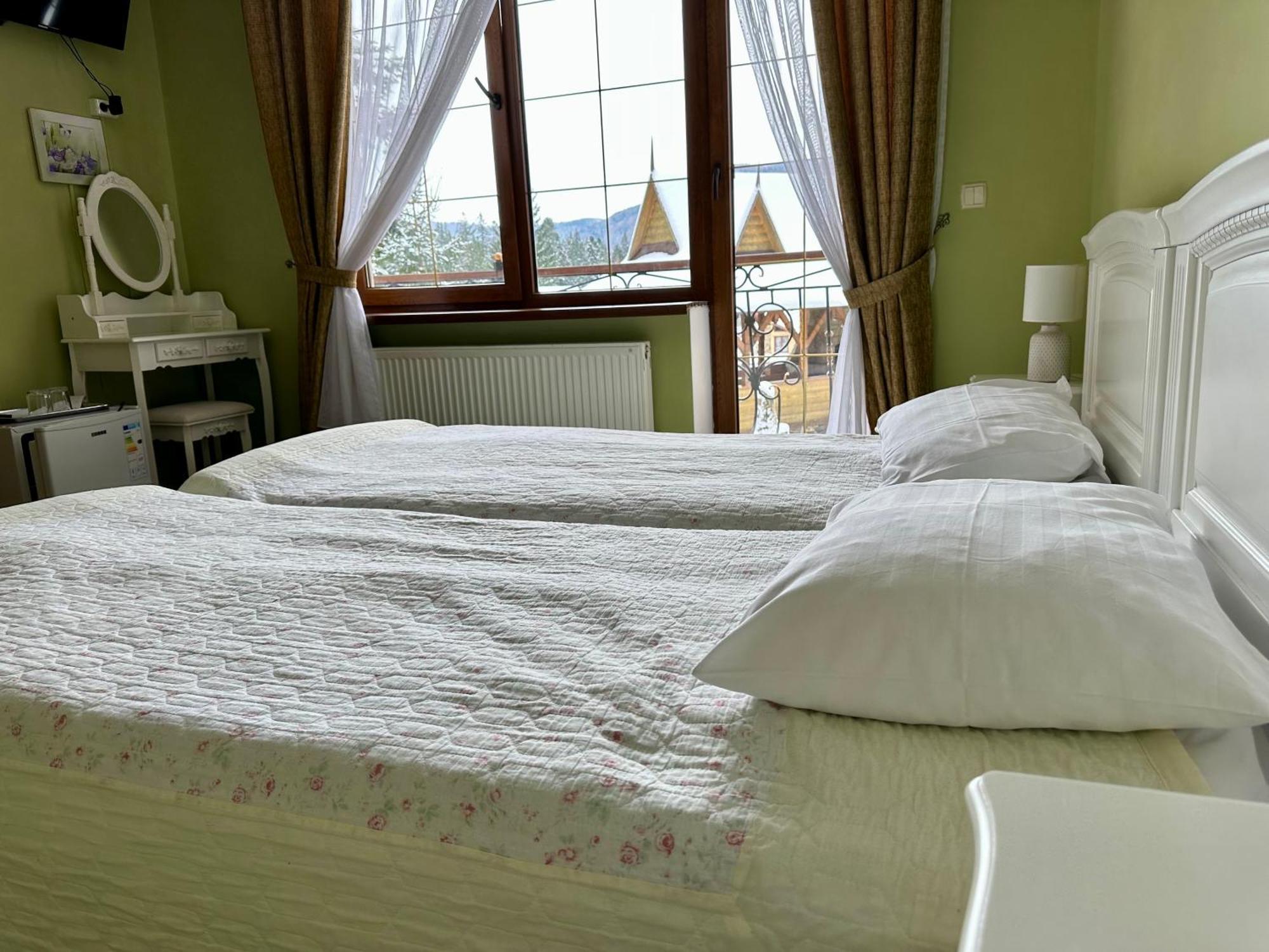 Hotel Dykyi Med Tatariv Eksteriør billede