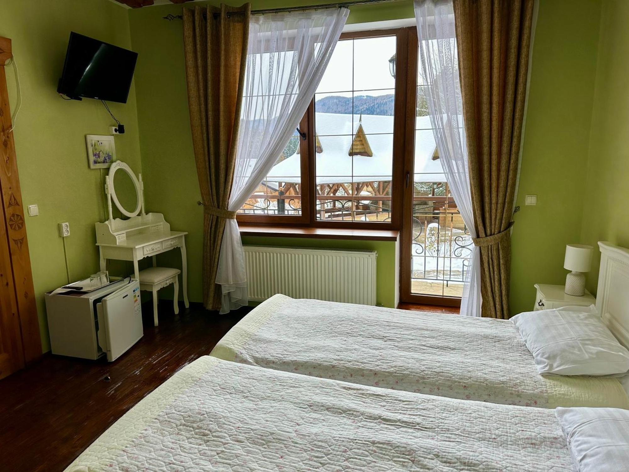 Hotel Dykyi Med Tatariv Eksteriør billede